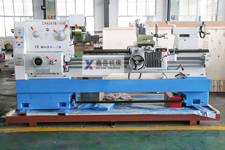 CA6261普通卧式车床实拍图片